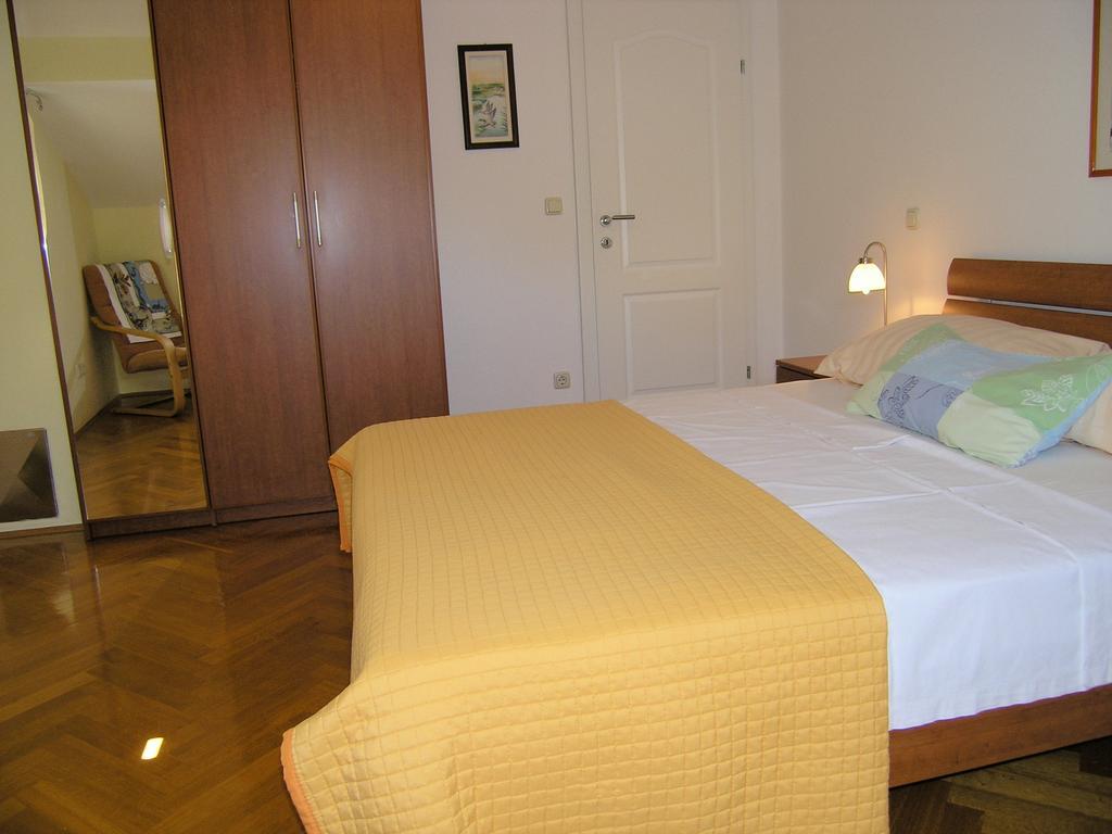 Apartments Kristina 克尔克 外观 照片